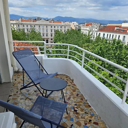 Сasa de vacaciones Carré D'or Le Plazza 3p *