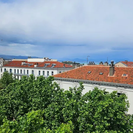 Vakantiehuis Carre D'or Le Plazza 3p Antibes